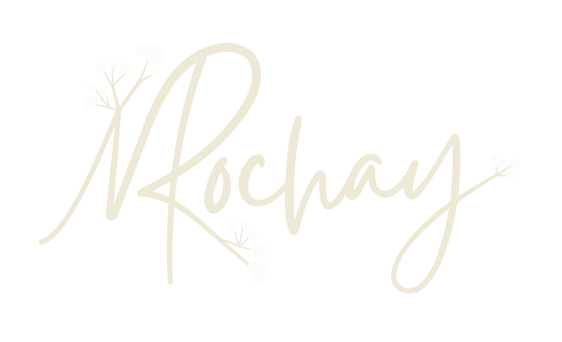 MRochay-beige-blanc Écrivaine, Conférencière, Multipassionnée